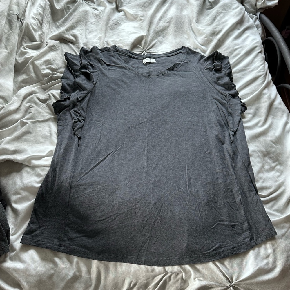 Maurice's top